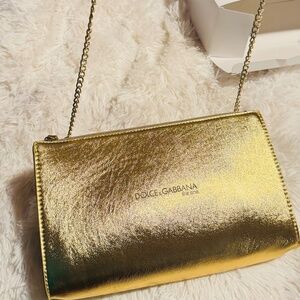 Dolce & Gabanna the one gold beauty bag
